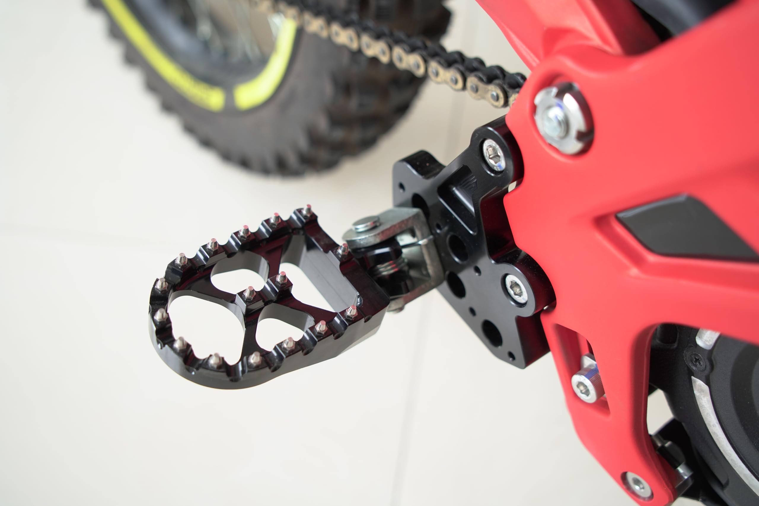 TOFR Foot Pegs Footpegs for Talaria XXX/Sting MX3 MX4 MX5 for Sur-ron Light Bee X Foot Pedals for Segway X160 X260 for ERP S/SS2.0/3.0/SR for Talaria Komodo for 79 Bike Falcon Pro